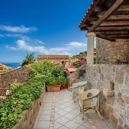 Casa Smeraldina A Baia Sardinia